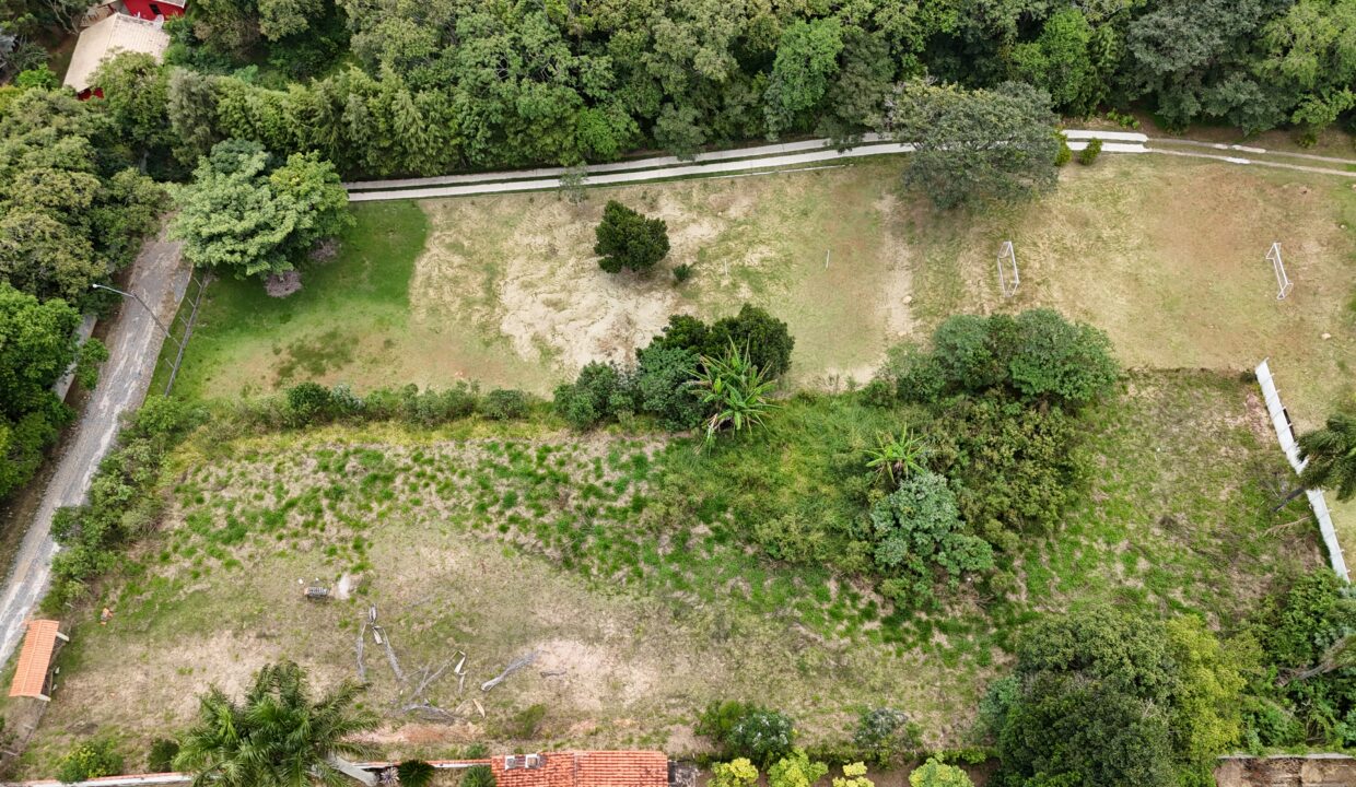 Condomínio Porta do sol terreno todo plano com vista